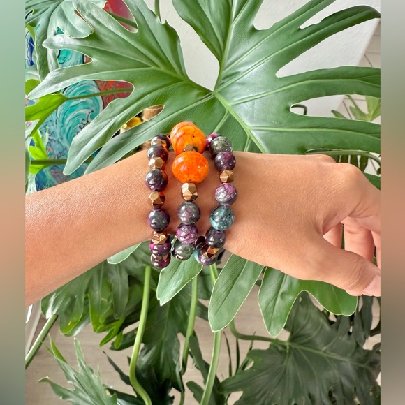 Energy Balancing Bracelet | Howlite + Jasper + Hematite Trio - Picture 4 of 5